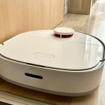 Der Dreame W10 beim Wischen