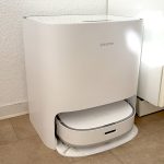 Der Dreame W10 in seiner Basisstation